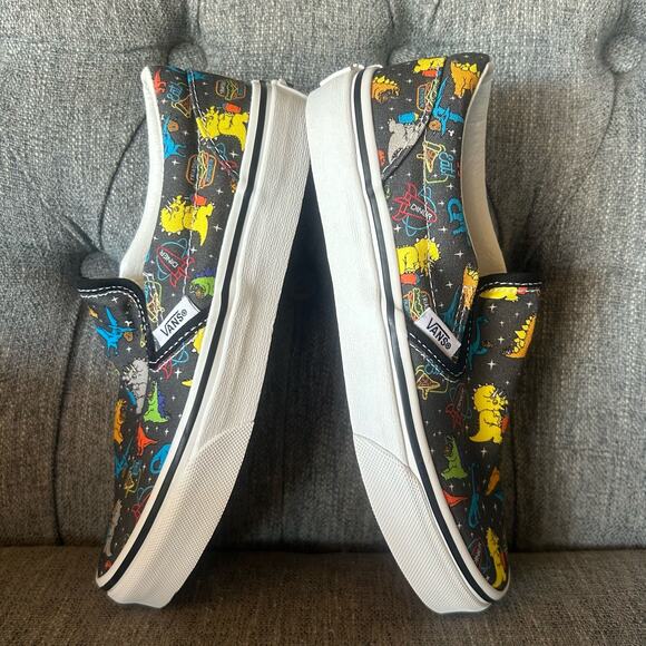 NEW Vans Kids Boys Classic Slip-On Dino Asphalt Low Print Gray Sneaker Shoes 3 - Picture 4 of 11